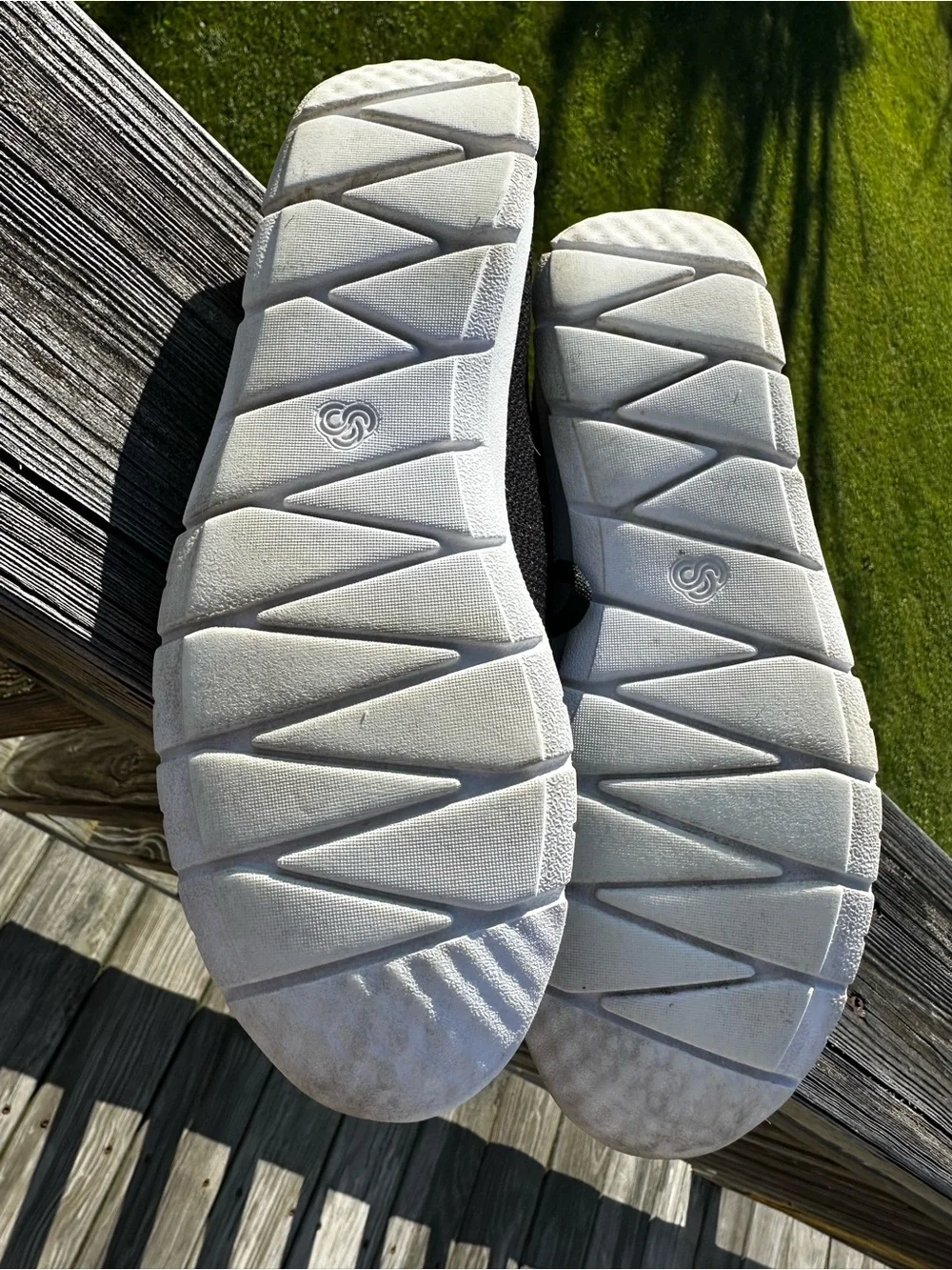 Cloudsteppers by Clarks  Lace-Up women’s  Sneakers size 7.5 Like new